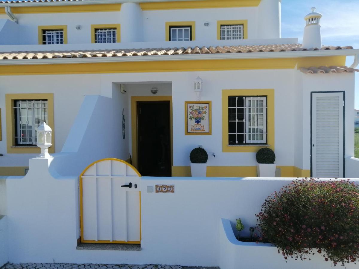 Beautiful Rafaella, Walk Distance To Beaches Albufeira