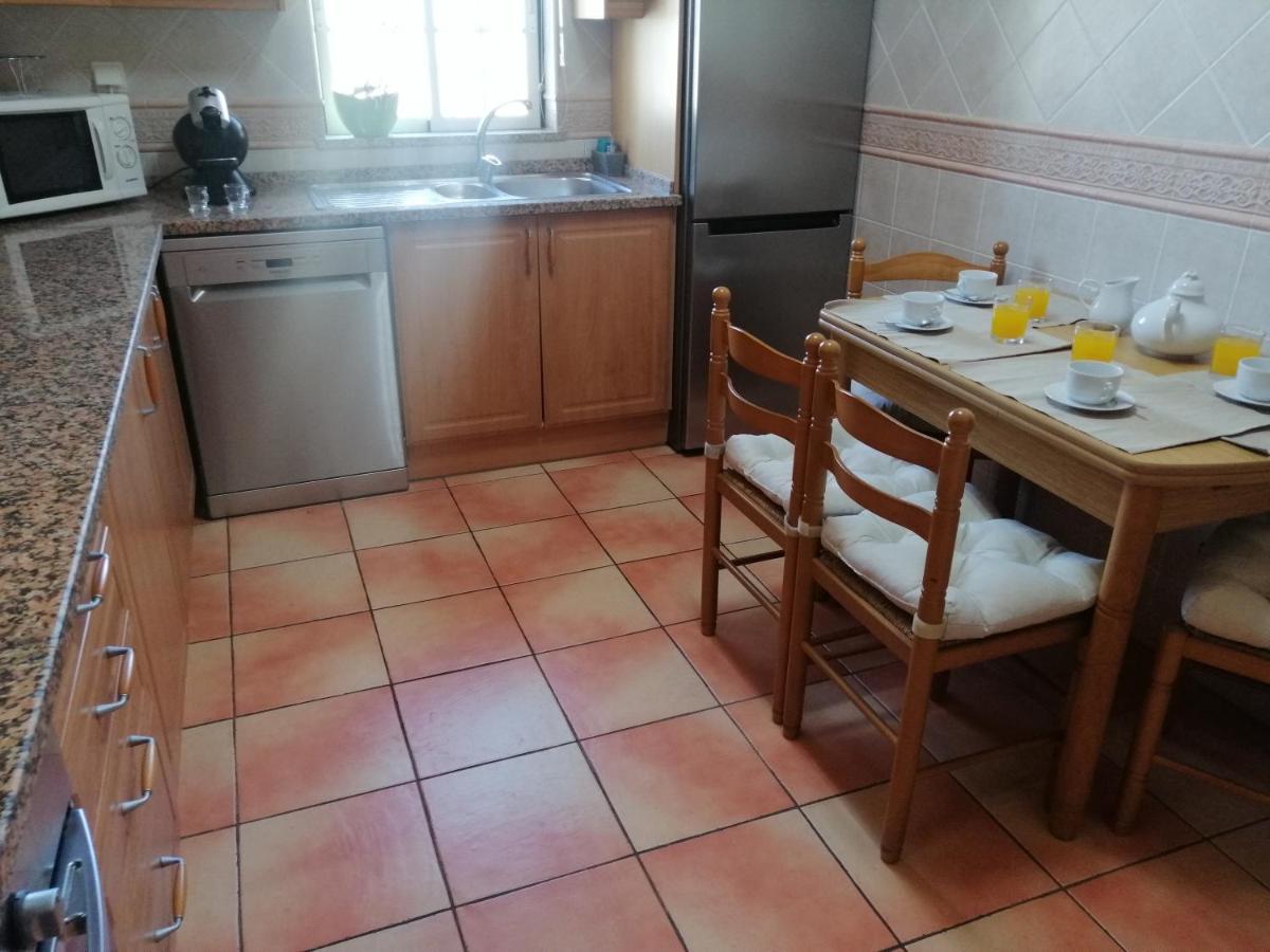 Beautiful Rafaella, Walk Distance To Beaches Albufeira