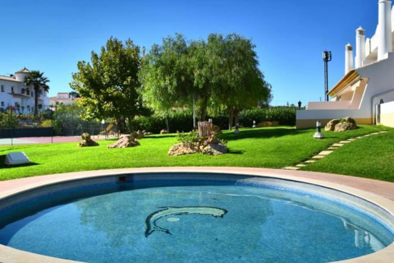 Ferienhaus Beautiful Rafaella, Walk Distance To Beaches Albufeira