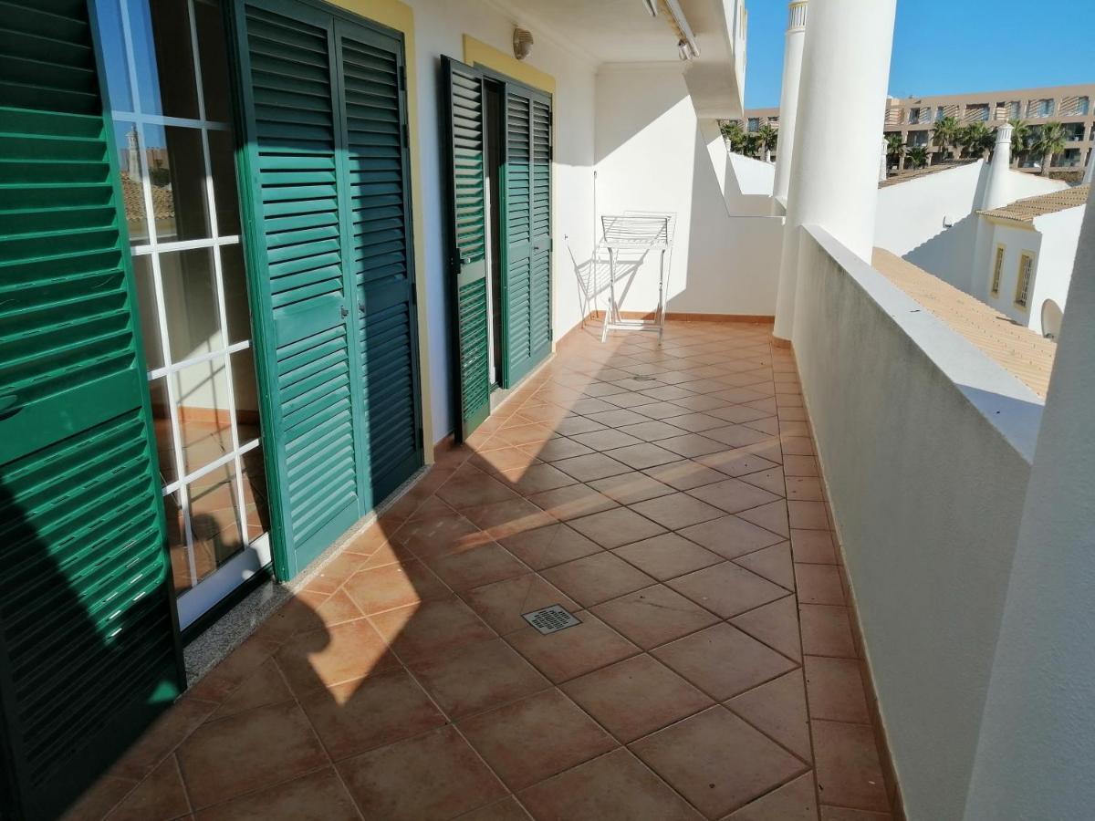 Beautiful Rafaella, Walk Distance To Beaches